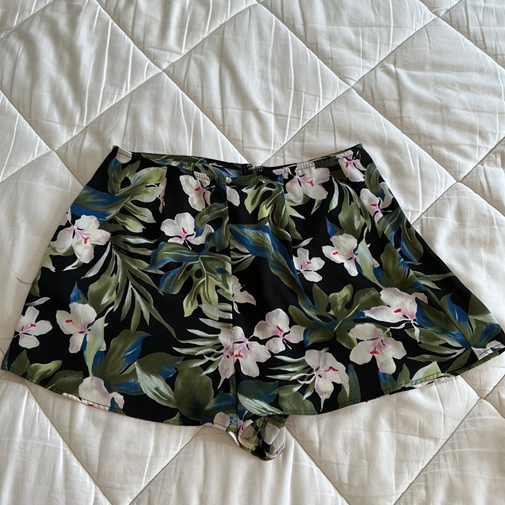 Show me your mumu shorts